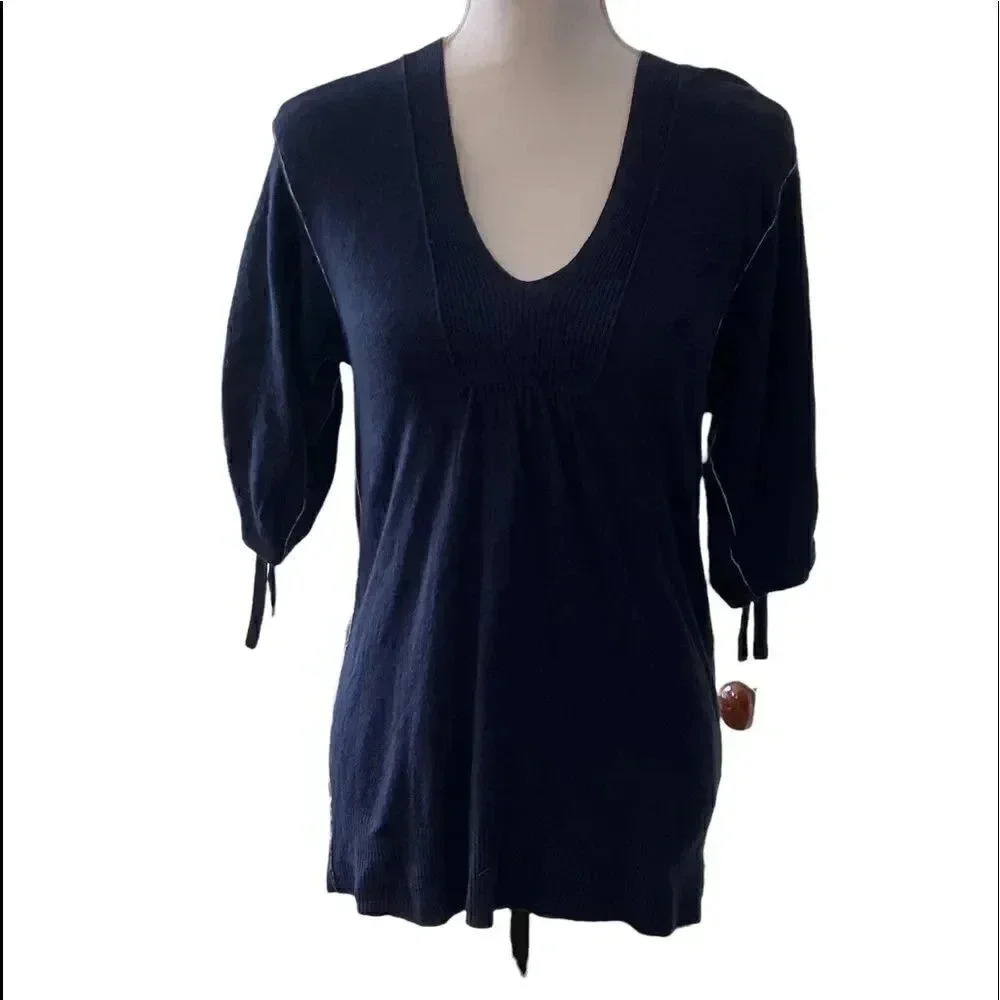 Banana Republic short sleeve sweater with short, ruched sleeves sz M EUC